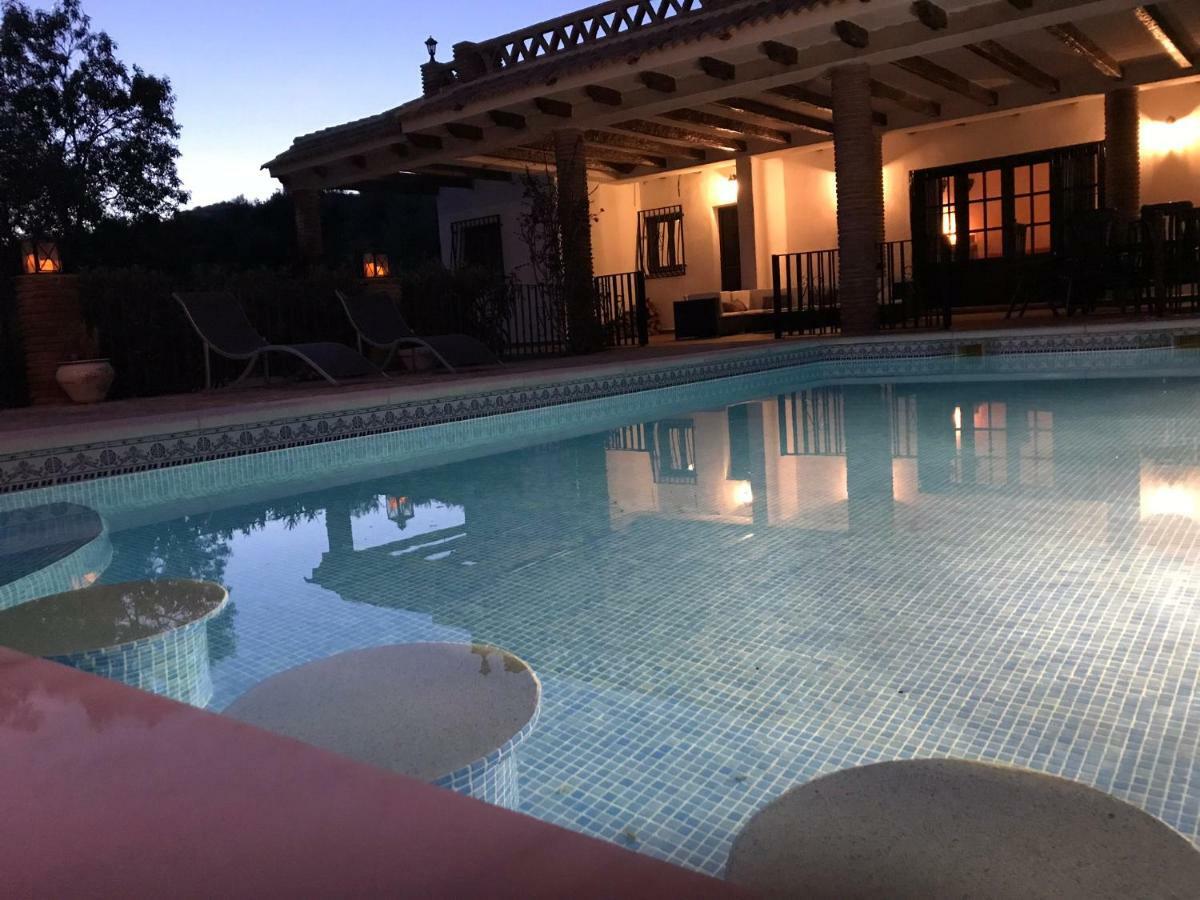 Villa Zahar Periana Exterior photo